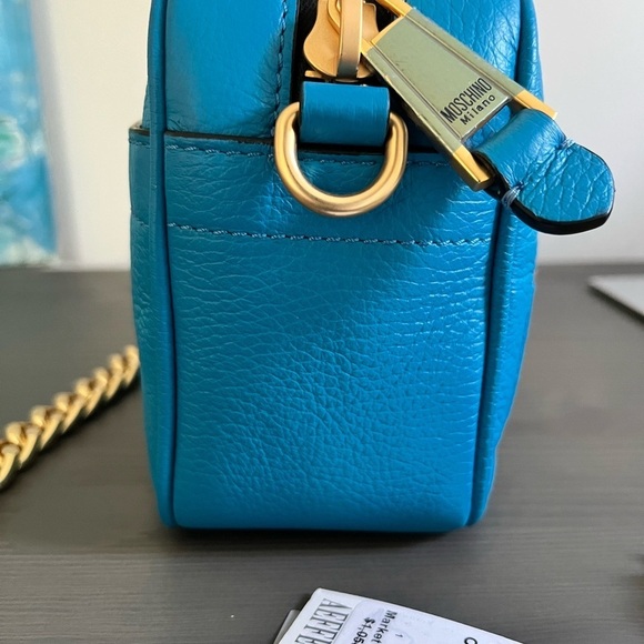 MOSCHINO COUTURE Lambskin Blue Leather Gold Chain Crossbody/Clutch - Picture 4 of 16